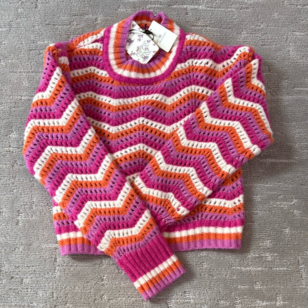 Bright, Chevron Print Sweater!